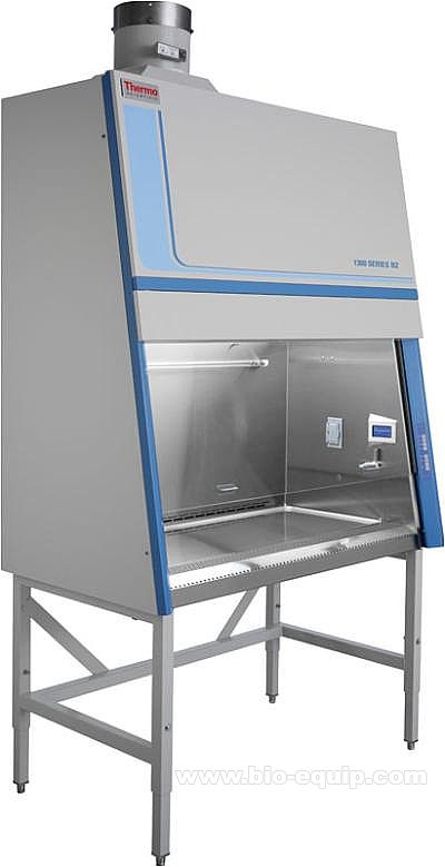 1300系列B2型全排氣二級(jí)生物安全柜