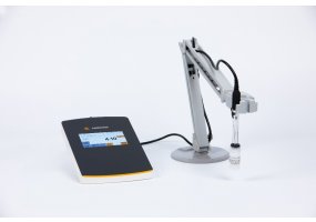 ِ����˹ ��(bi��o)��(zh��n)��PB-30 ȫ�Ԅ�pH/mVӋ